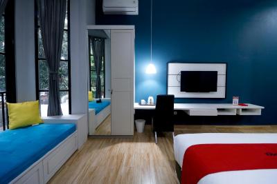 ردورز پرمیوم نیر رز پندک اینداه