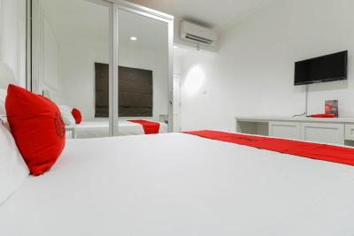 ردورز پلاس @ ستیابودی بارات