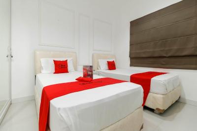 ردورز پلاس @ ستیابودی بارات