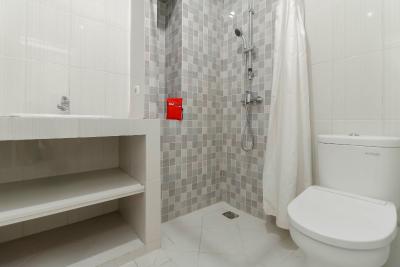 ردورز پلاس @ ستیابودی بارات