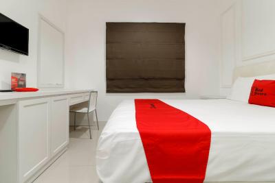 ردورز پلاس @ ستیابودی بارات