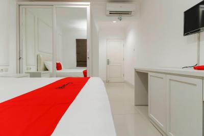 ردورز پلاس @ ستیابودی بارات