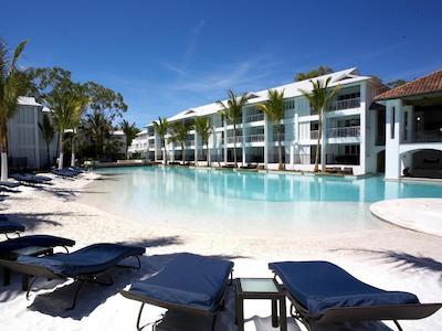 پپرز بیچ کلوب