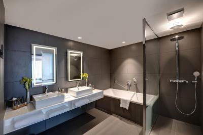 نوتل شارجاه اکسپو سنتر