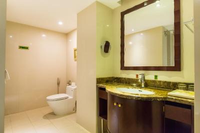 وینا اینترنشنال هتل شانگهای ترین استیشن