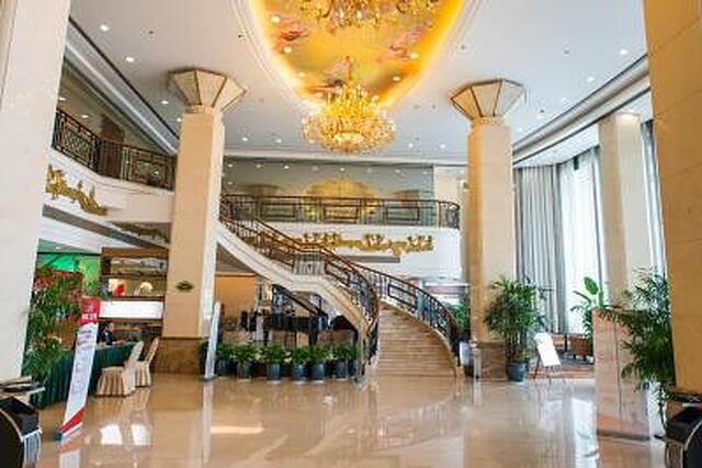 وینا اینترنشنال هتل شانگهای ترین استیشن