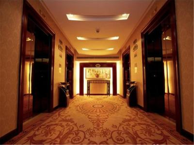 وینا اینترنشنال هتل شانگهای ترین استیشن
