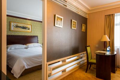 وینا اینترنشنال هتل شانگهای ترین استیشن