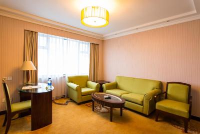 وینا اینترنشنال هتل شانگهای ترین استیشن