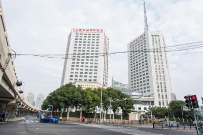 وینا اینترنشنال هتل شانگهای ترین استیشن