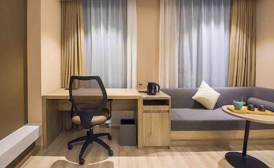 اتور هتل چنگدو تونگزیلین