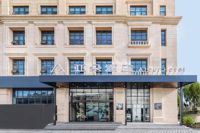 اتور هتل چنگدو تونگزیلین