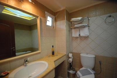 هتل پرتو پلاکیاز