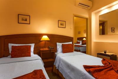 ورا کروز هتل