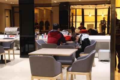 لاوند هتل شانگهای هوامو