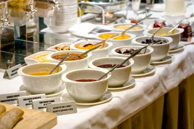 مامیسون آل-سوئیتس اسپا هتل پوکروکا