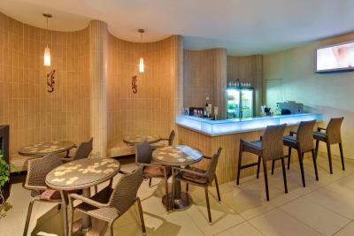 مامیسون آل-سوئیتس اسپا هتل پوکروکا