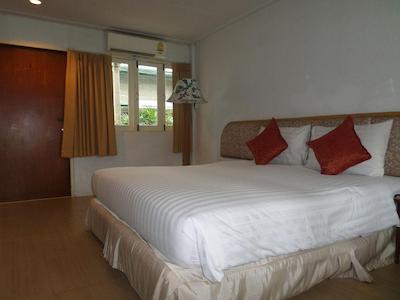 نوتیکال این