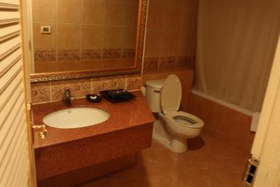 آدریاتیک پالاس