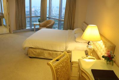 آدریاتیک پالاس