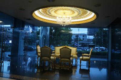 آدریاتیک پالاس