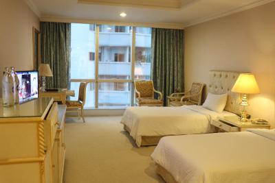 آدریاتیک پالاس