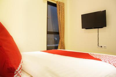 اُیو 148 سمپاکا پلاس همست