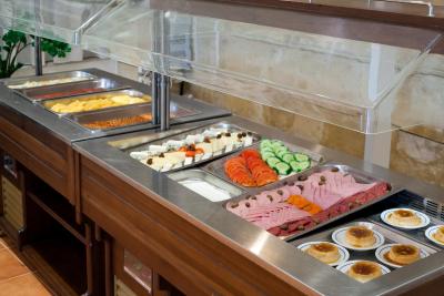 اچیلین پالاس