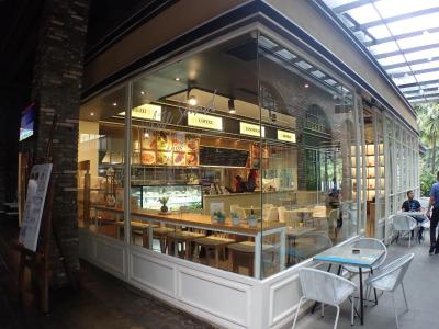 دی المنتس بیزنس هتل دامانسارا