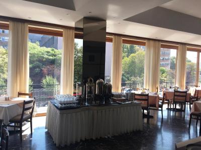 اُسینیز هتل