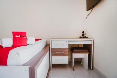 ردورز پلاس نیر سمانگی