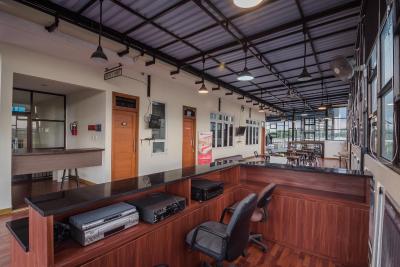 ردورز پلاس نیر سمانگی