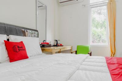 ردورز پلاس نیر وپن وتران جاکارتا