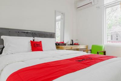 ردورز پلاس نیر وپن وتران جاکارتا