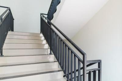 ردورز پلاس نیر وپن وتران جاکارتا