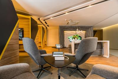 ویب بست وسترن سانام پاو