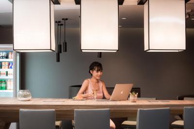 ویب بست وسترن سانام پاو