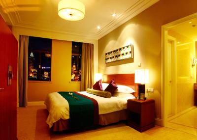 برادوی مانشنز