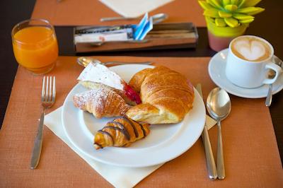 بست وسترن کریستال پالاس هتل