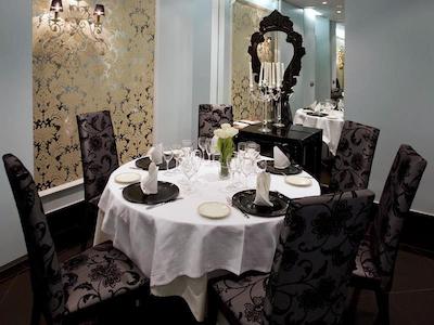 سرکتل هتل اردوز کارملیتاز