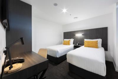 د سبل کانبرا سیویک