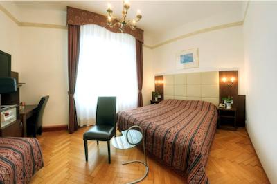 کارلتون اُپرا