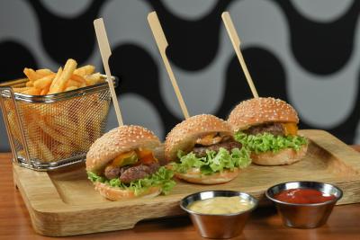 بسا نوا بیروت هتل