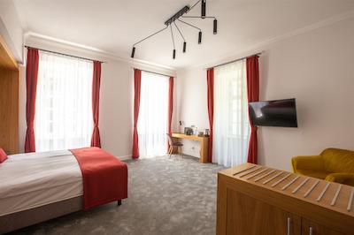 مناستری بوتیک هتل