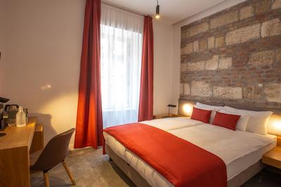 مناستری بوتیک هتل