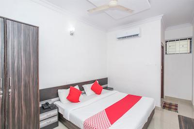 هتل توریستا بای اُیو رومز