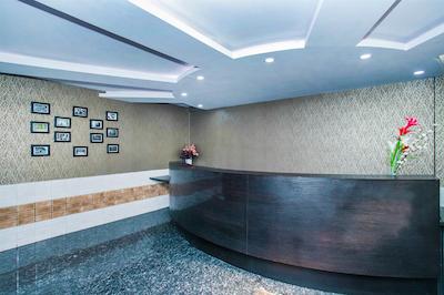 هتل توریستا بای اُیو رومز