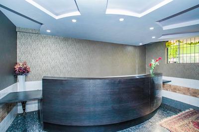 هتل توریستا بای اُیو رومز