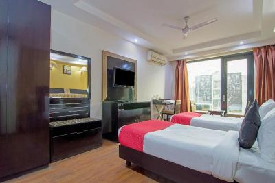 ادیشن او 30029 هتل بلو مون