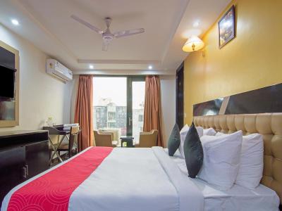 ادیشن او 30029 هتل بلو مون